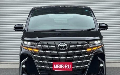 Toyota Alphard, 2026 год, 10 300 000 рублей, 12 фотография