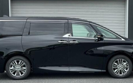 Toyota Alphard, 2026 год, 10 300 000 рублей, 20 фотография