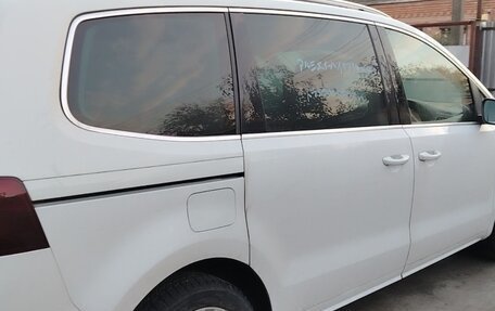 Volkswagen Sharan II, 2018 год, 2 150 000 рублей, 4 фотография