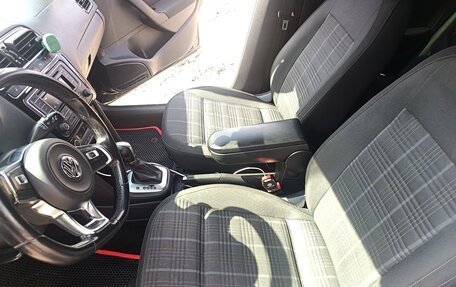 Volkswagen Polo VI (EU Market), 2018 год, 1 450 000 рублей, 6 фотография