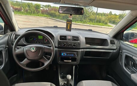 Skoda Fabia II, 2011 год, 370 000 рублей, 10 фотография