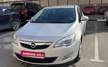 Opel Astra J, 2011 год, 610 000 рублей, 5 фотография