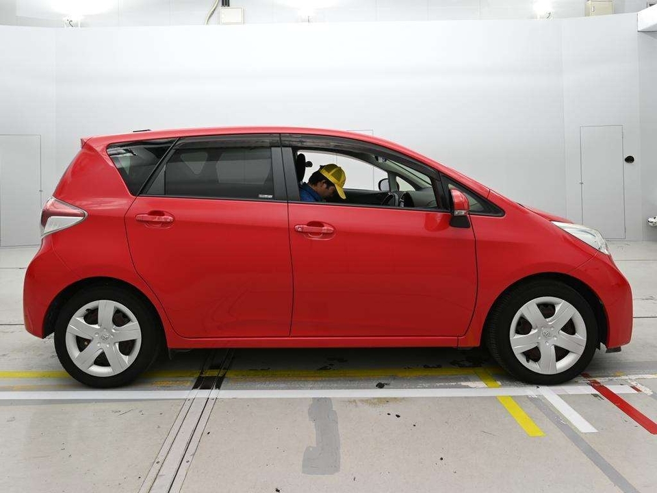 Toyota Ractis II, 2014 год, 1 038 000 рублей, 3 фотография