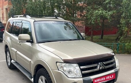 Mitsubishi Pajero IV, 2008 год, 1 340 000 рублей, 8 фотография