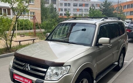 Mitsubishi Pajero IV, 2008 год, 1 340 000 рублей, 7 фотография