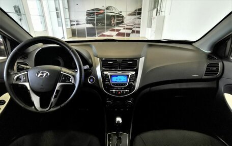 Hyundai Solaris II рестайлинг, 2012 год, 585 150 рублей, 13 фотография