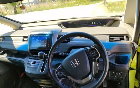 Honda Freed II, 2016 год, 1 390 000 рублей, 5 фотография
