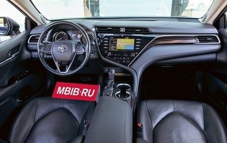 Toyota Camry, 2019 год, 2 295 000 рублей, 20 фотография