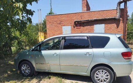 Toyota Ipsum II, 2002 год, 675 000 рублей, 5 фотография