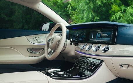 Mercedes-Benz E-Класс, 2017 год, 4 599 999 рублей, 5 фотография