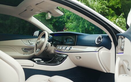 Mercedes-Benz E-Класс, 2017 год, 4 599 999 рублей, 6 фотография