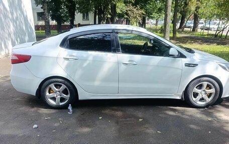 KIA Rio III рестайлинг, 2014 год, 570 000 рублей, 2 фотография