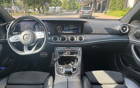 Mercedes-Benz E-Класс, 2019 год, 3 150 000 рублей, 11 фотография