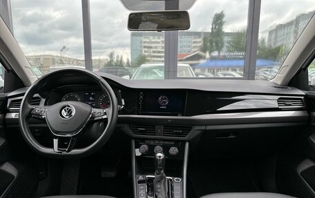 Volkswagen Bora, 2021 год, 1 899 000 рублей, 10 фотография