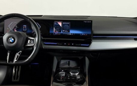 BMW 5 серия, 2023 год, 5 999 000 рублей, 16 фотография