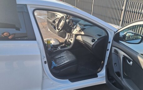 Hyundai Elantra V, 2015 год, 799 000 рублей, 18 фотография