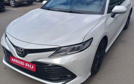 Toyota Camry, 2020 год, 2 550 000 рублей, 7 фотография