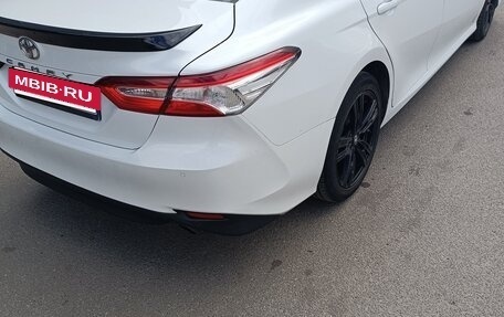 Toyota Camry, 2020 год, 2 550 000 рублей, 11 фотография