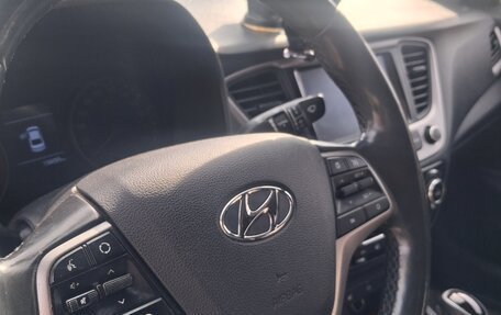 Hyundai Solaris II рестайлинг, 2018 год, 1 450 000 рублей, 5 фотография