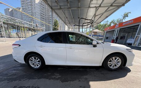 Toyota Camry, 2020 год, 2 720 000 рублей, 2 фотография
