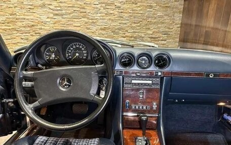Mercedes-Benz SL-Класс, 1987 год, 6 357 000 рублей, 22 фотография