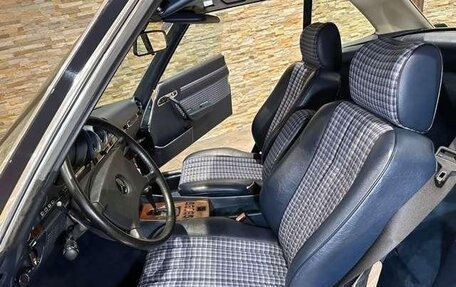 Mercedes-Benz SL-Класс, 1987 год, 6 357 000 рублей, 17 фотография