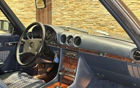 Mercedes-Benz SL-Класс, 1987 год, 6 357 000 рублей, 23 фотография