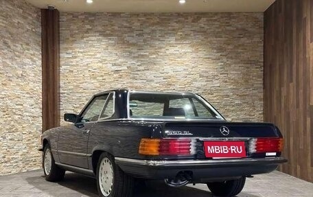 Mercedes-Benz SL-Класс, 1987 год, 6 357 000 рублей, 13 фотография