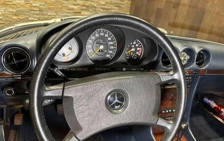 Mercedes-Benz SL-Класс, 1987 год, 6 357 000 рублей, 25 фотография