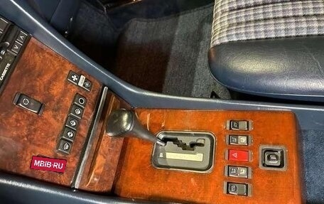 Mercedes-Benz SL-Класс, 1987 год, 6 357 000 рублей, 28 фотография