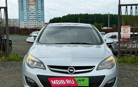 Opel Astra J, 2014 год, 739 000 рублей, 5 фотография