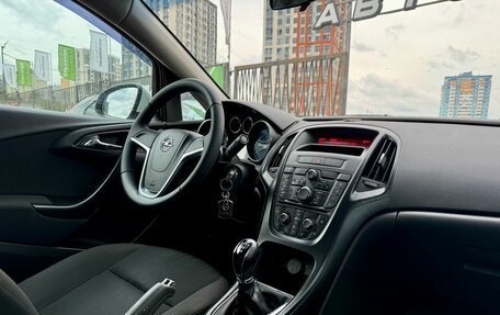 Opel Astra J, 2014 год, 739 000 рублей, 17 фотография