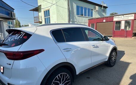 KIA Sportage IV рестайлинг, 2020 год, 2 700 000 рублей, 4 фотография