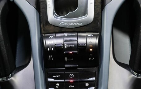 Porsche Cayenne III, 2011 год, 2 369 000 рублей, 30 фотография