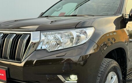 Toyota Land Cruiser Prado 150 рестайлинг 2, 2021 год, 6 000 000 рублей, 6 фотография
