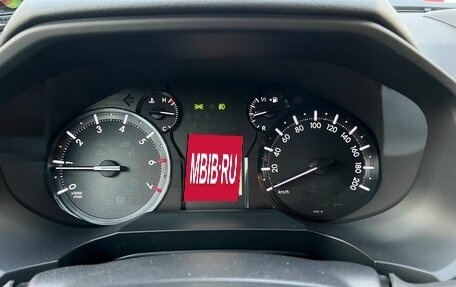 Toyota Land Cruiser Prado 150 рестайлинг 2, 2021 год, 6 000 000 рублей, 20 фотография