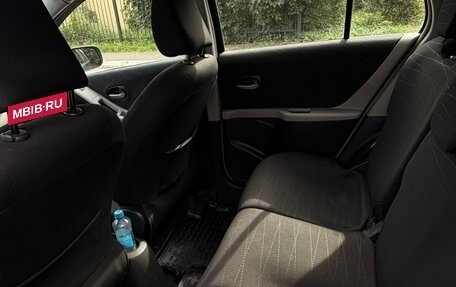Toyota Yaris III рестайлинг, 2007 год, 650 000 рублей, 10 фотография
