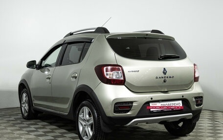 Renault Sandero II рестайлинг, 2015 год, 949 700 рублей, 8 фотография