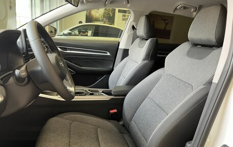 Geely Emgrand, 2024 год, 1 530 000 рублей, 8 фотография