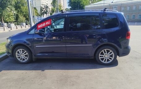 Volkswagen Touran III, 2012 год, 850 000 рублей, 5 фотография