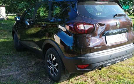 Renault Kaptur I рестайлинг, 2019 год, 1 500 000 рублей, 3 фотография