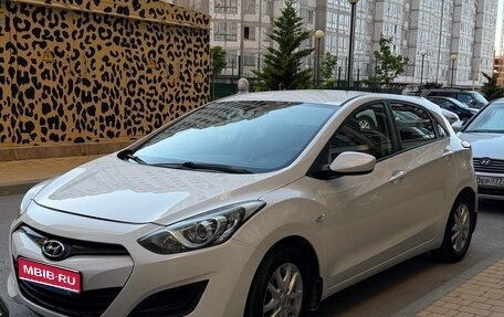 Hyundai i30 II рестайлинг, 2014 год, 950 000 рублей, 1 фотография
