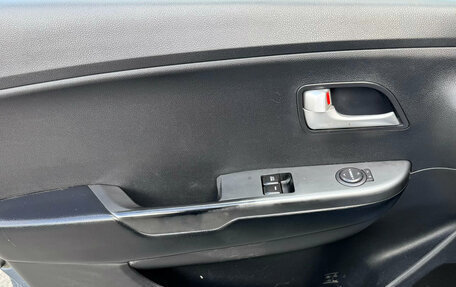 KIA Rio III рестайлинг, 2013 год, 695 000 рублей, 13 фотография