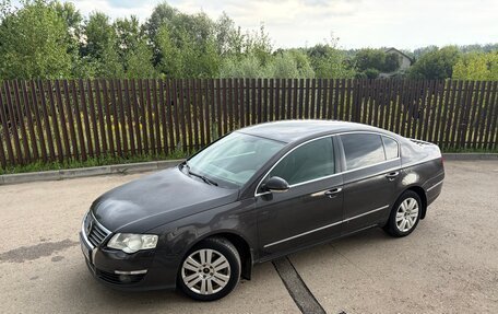 Volkswagen Passat B6, 2007 год, 600 000 рублей, 2 фотография