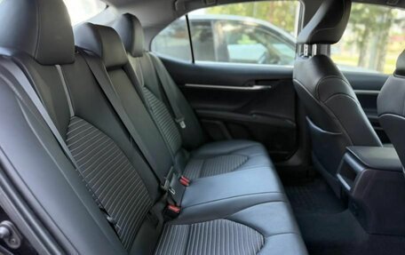 Toyota Camry, 2021 год, 2 950 000 рублей, 13 фотография