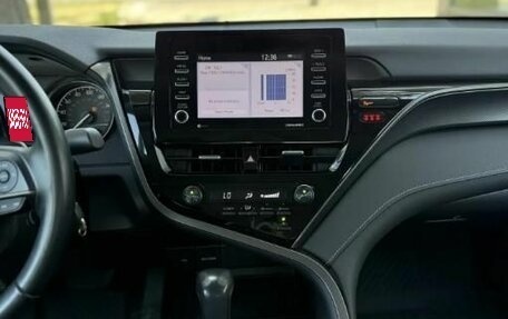 Toyota Camry, 2021 год, 2 950 000 рублей, 8 фотография