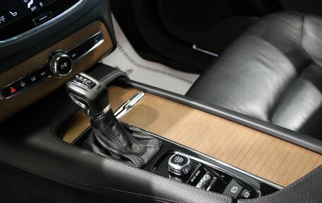 Volvo XC90 II рестайлинг, 2017 год, 3 150 000 рублей, 16 фотография