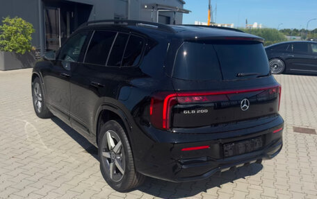 Mercedes-Benz GLB, 2026 год, 7 990 000 рублей, 2 фотография