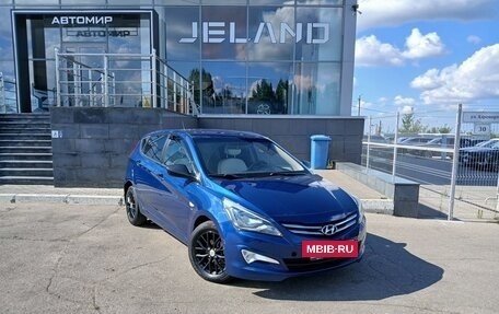 Hyundai Solaris II рестайлинг, 2015 год, 950 000 рублей, 2 фотография