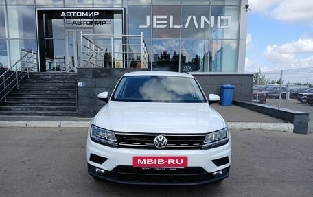 Volkswagen Tiguan II, 2019 год, 2 590 000 рублей, 2 фотография